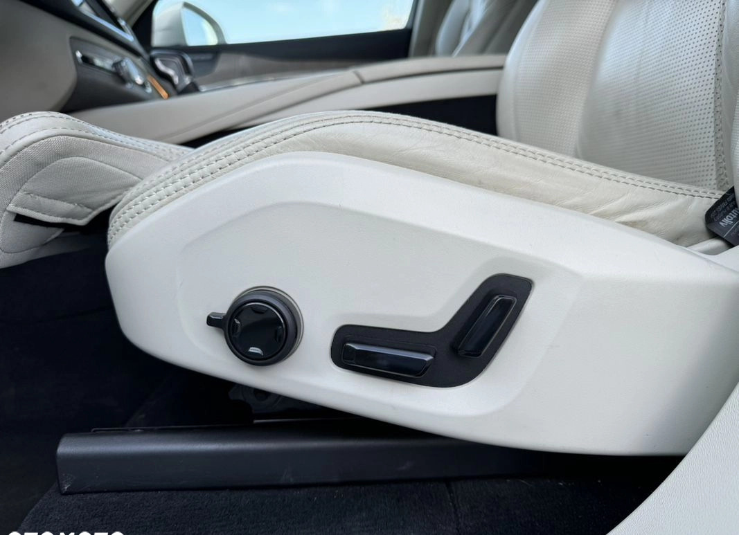 Volvo XC 90 cena 174900 przebieg: 79000, rok produkcji 2020 z Katowice małe 631